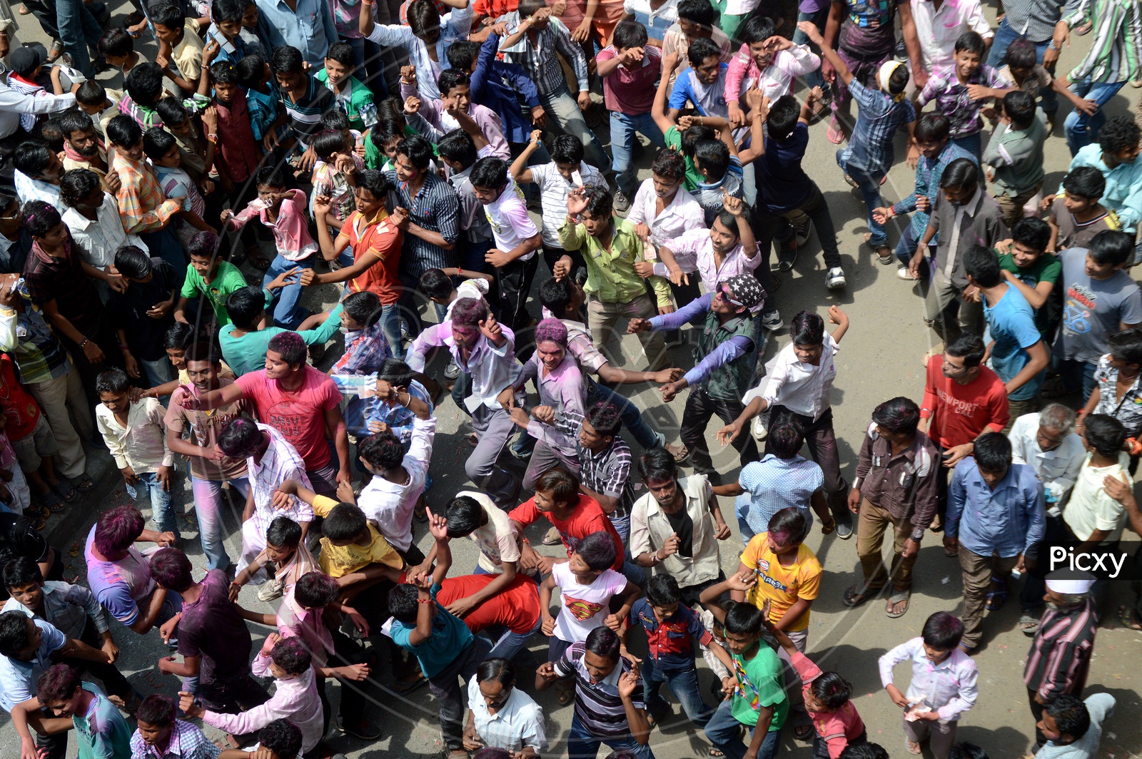 Image of Nagpur People Enjoying On The Streets During The Marbat ...