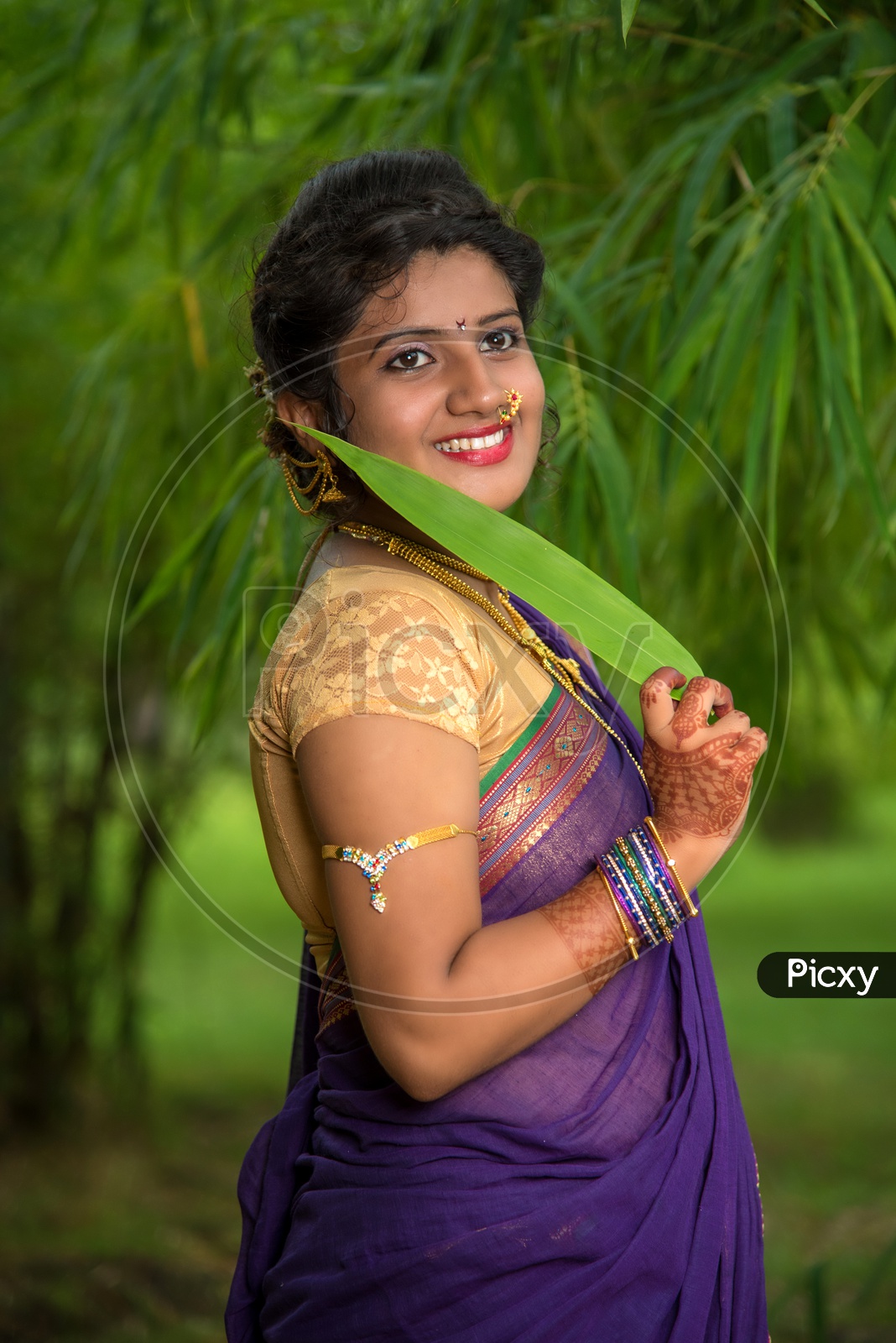 25+ South Indian Bride Portraits Ideas & Poses | Bridal sarees south indian,  Saree wedding, Bridal blouse designs