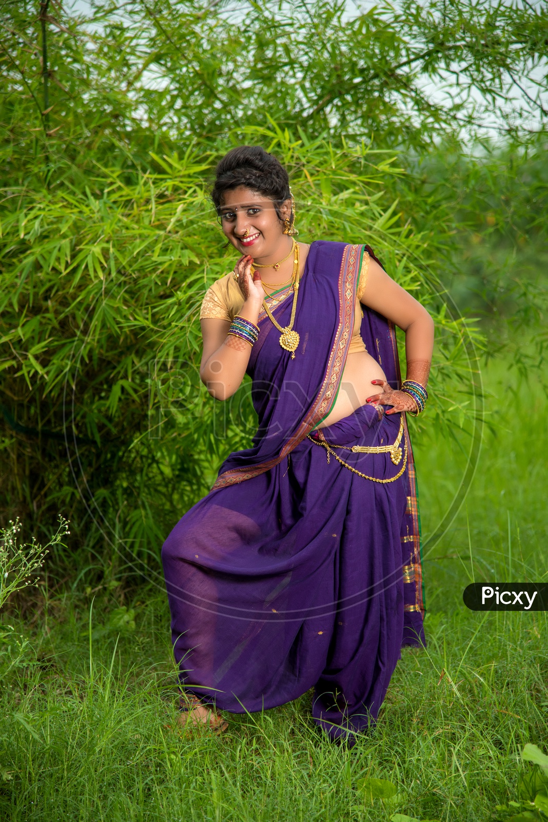 Rich Dark Purple Linen Handloom Saree with Banarasi Design - Loomfolks