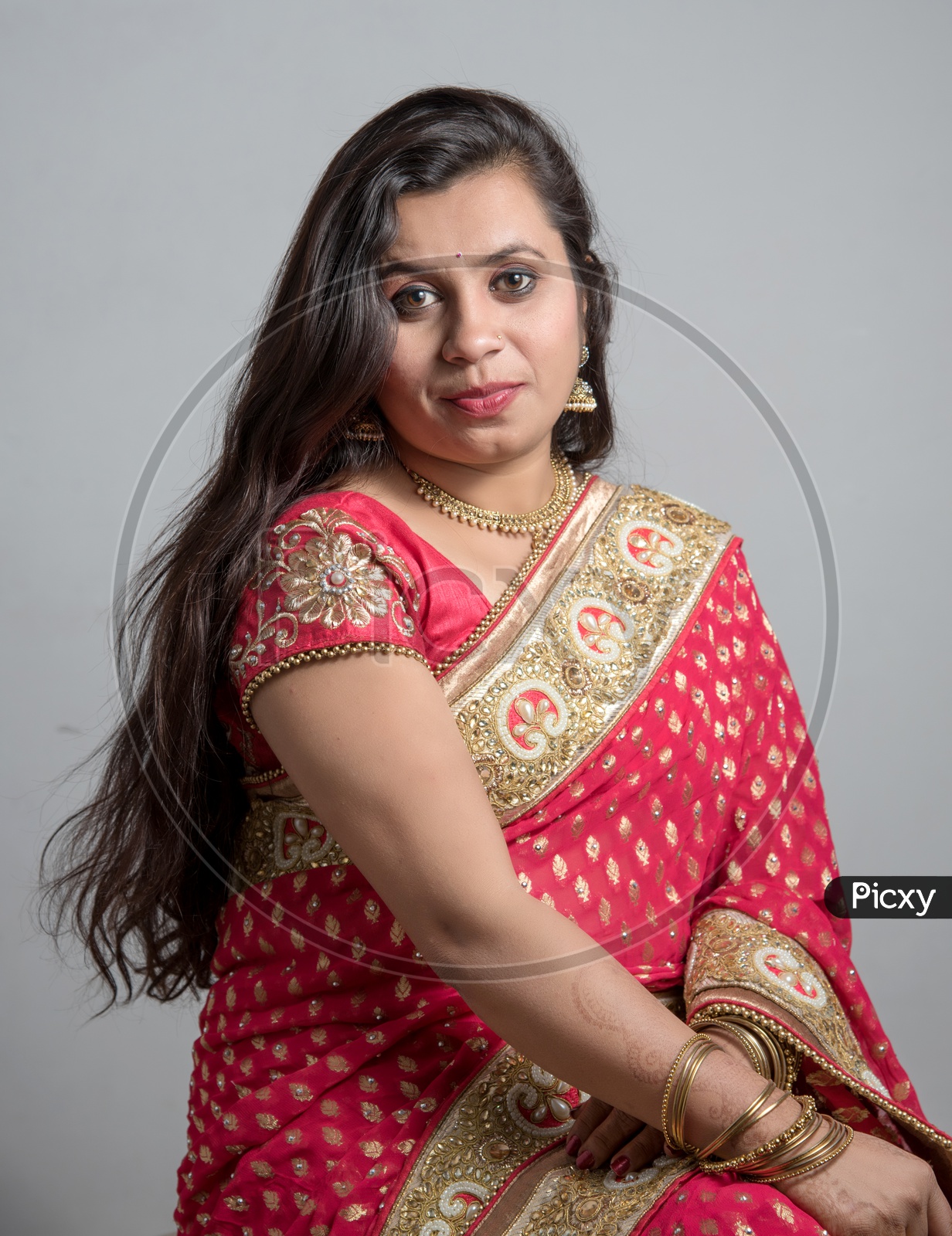 Indian fashion model posing in sari - Stock Photo - Masterfile - Premium  Royalty-Free, Code: 630-03482483