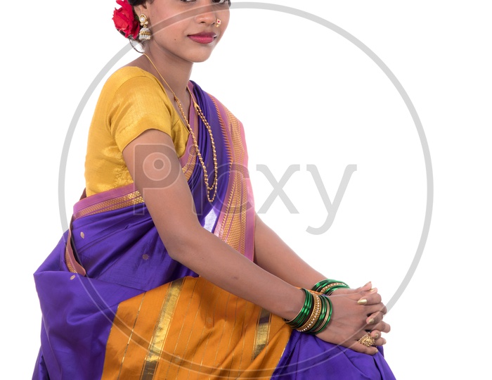 Madhuri Jain Looks Simply Gorgeous in her Latest Photos | Sarees for girls,  Saree models, Simple saree designs