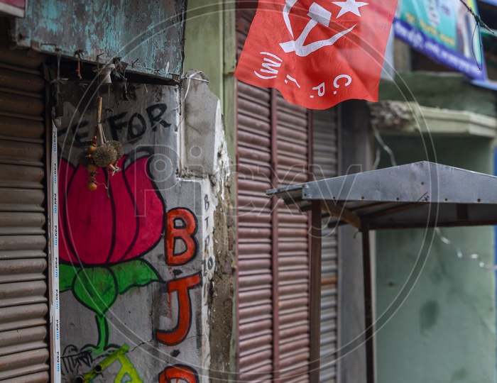 Political Party Flags Tagged On The Streets Of Kolkata as a Part of Election Campaign For Lok Sabha General Elections 2019