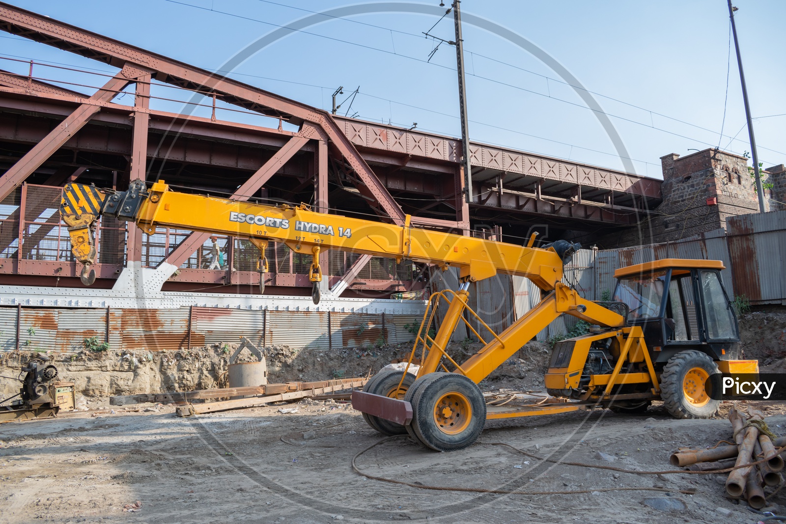 Crane machine during construction of rail bridge in Delhi