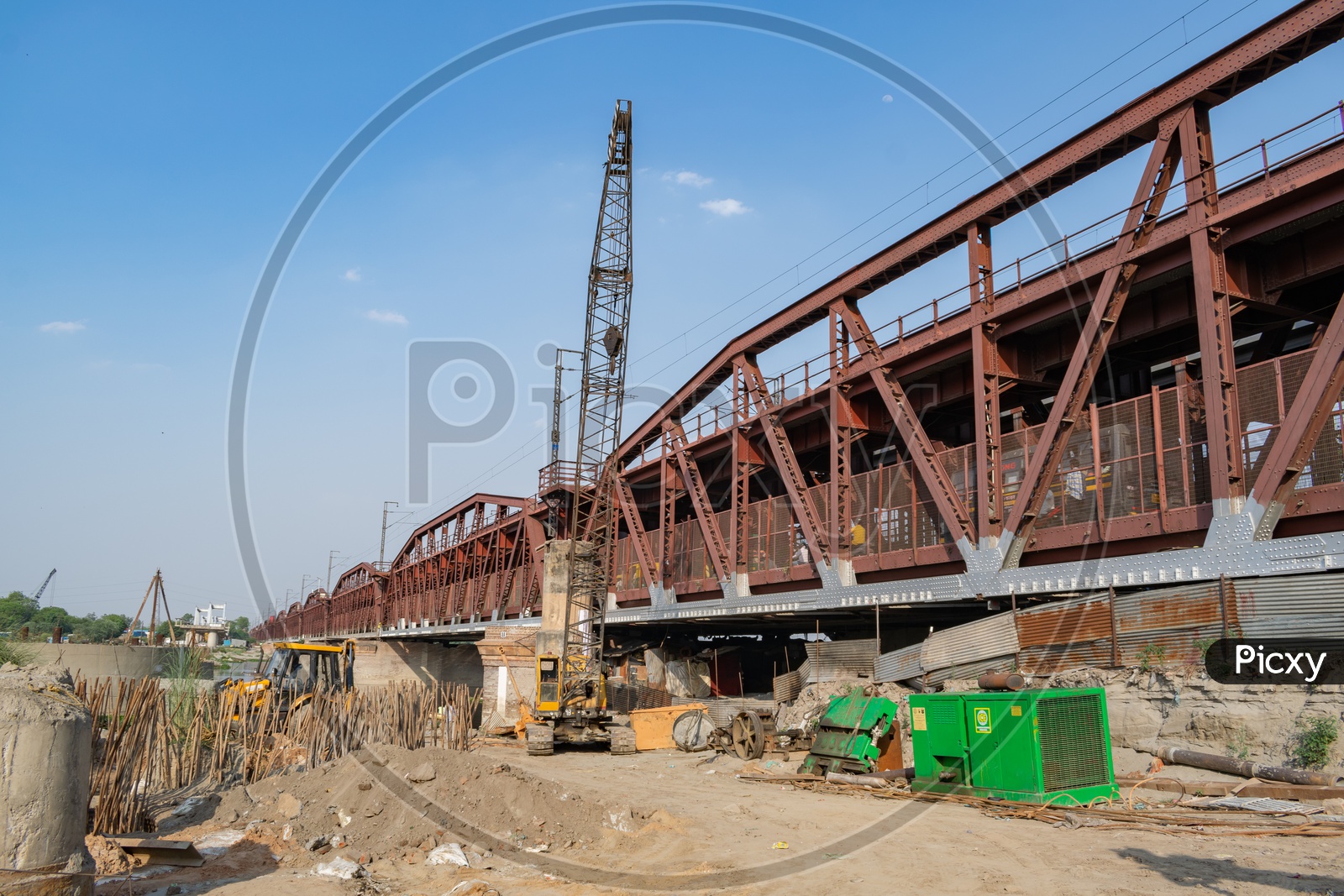 Old iron bridge (old Yamuna bridge, Lohe ka pul), Delhi