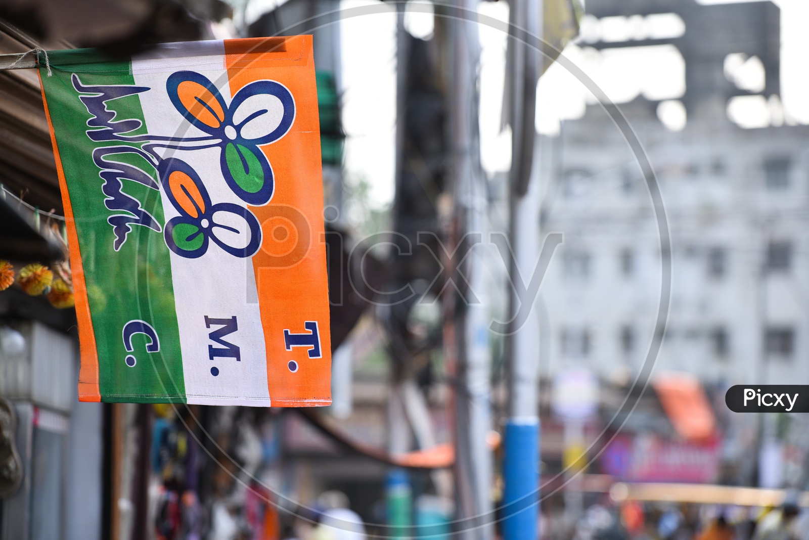 Trinamool Congress  ( TMC ) Party Flags Tagged On the Streets For Election Campaign