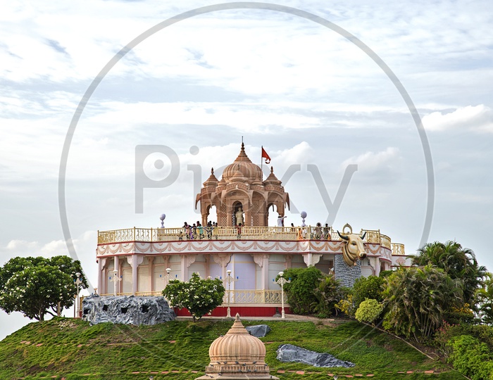 Anand Sagar Temple , Shegaon