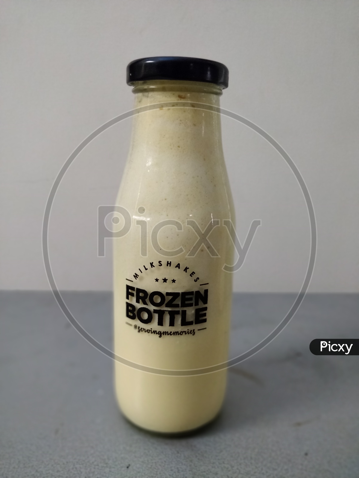 Alphonso mango milk shake from Frozen Bottle
