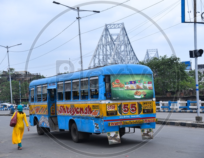Kolkata Local  Buses or Kolkata City Service Buses On the Roads in kolkata