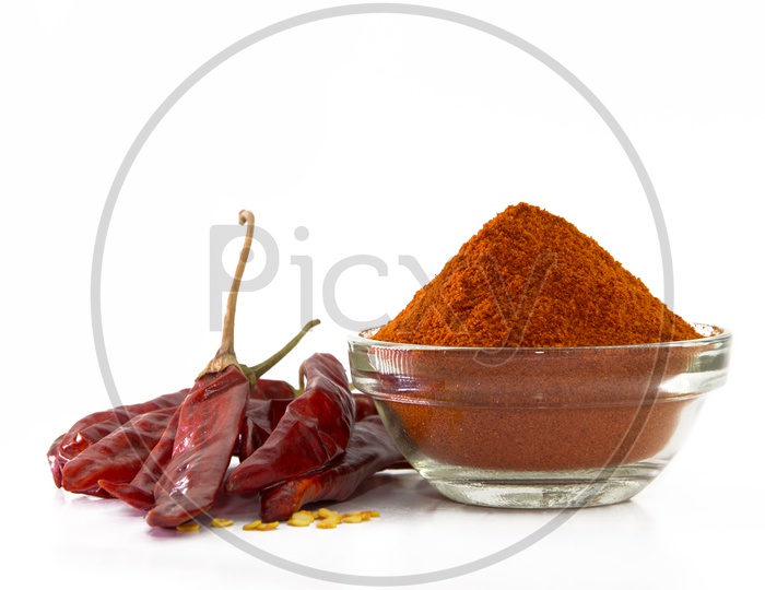 Dried red chili and Chili powder
