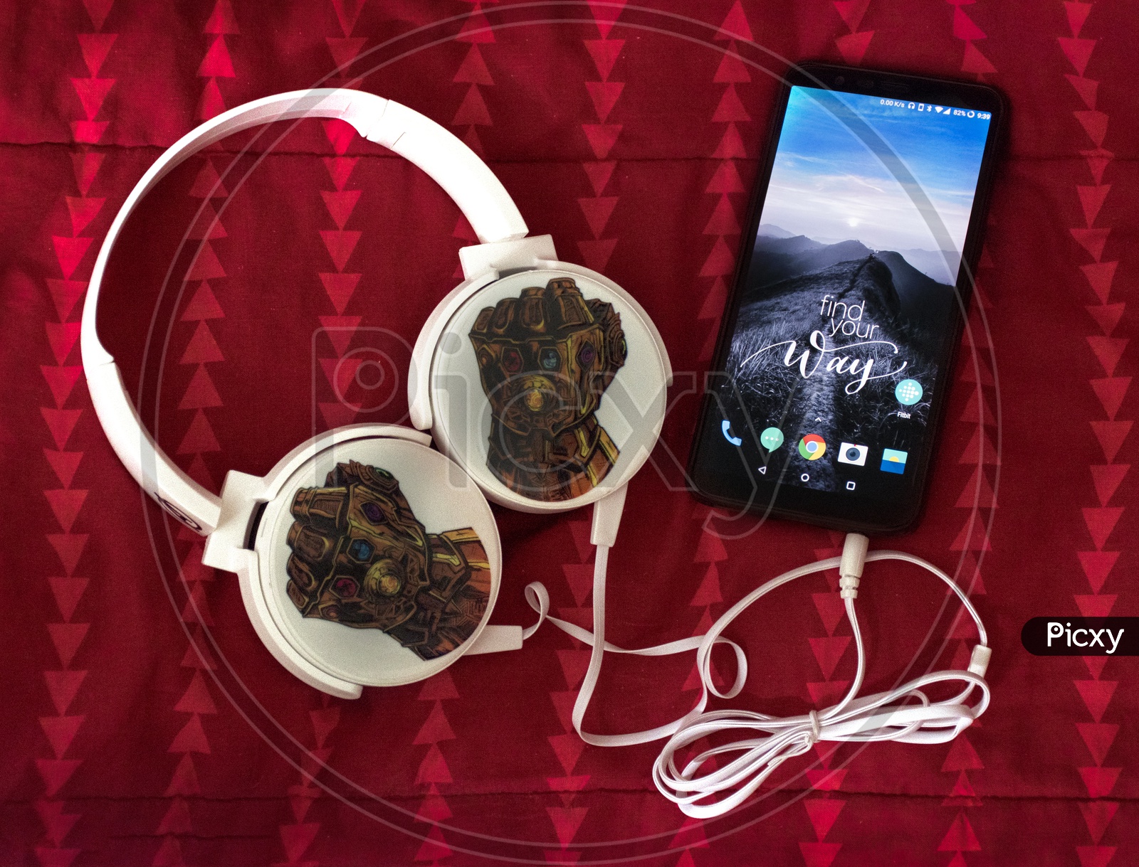 Max headphones and Oneplus 5t mobile