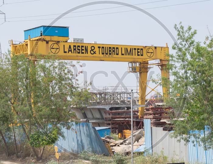 Larsen and Toubro Limited company working during a project