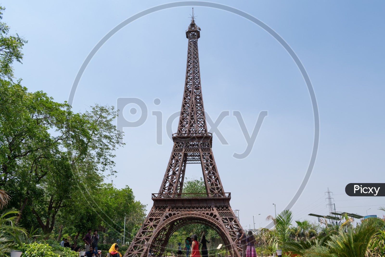 Replica of Paris’s Eiffel Tower, Waste to Wonder, Delhi