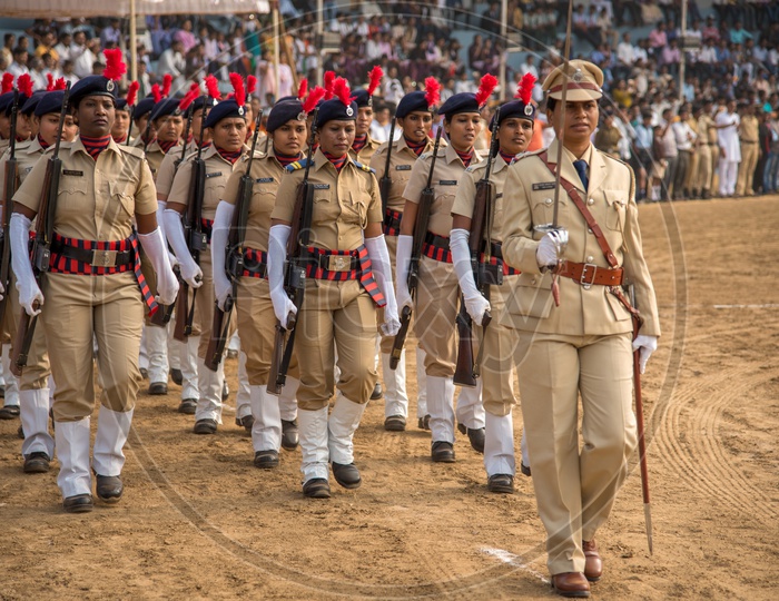 Image Of NCC Cadet School Children In Independence Day Parade GI005713 