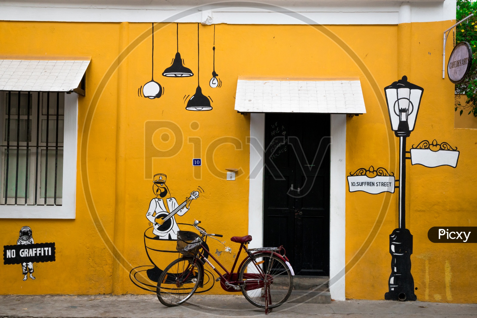 Colourful Building of Pondicherry