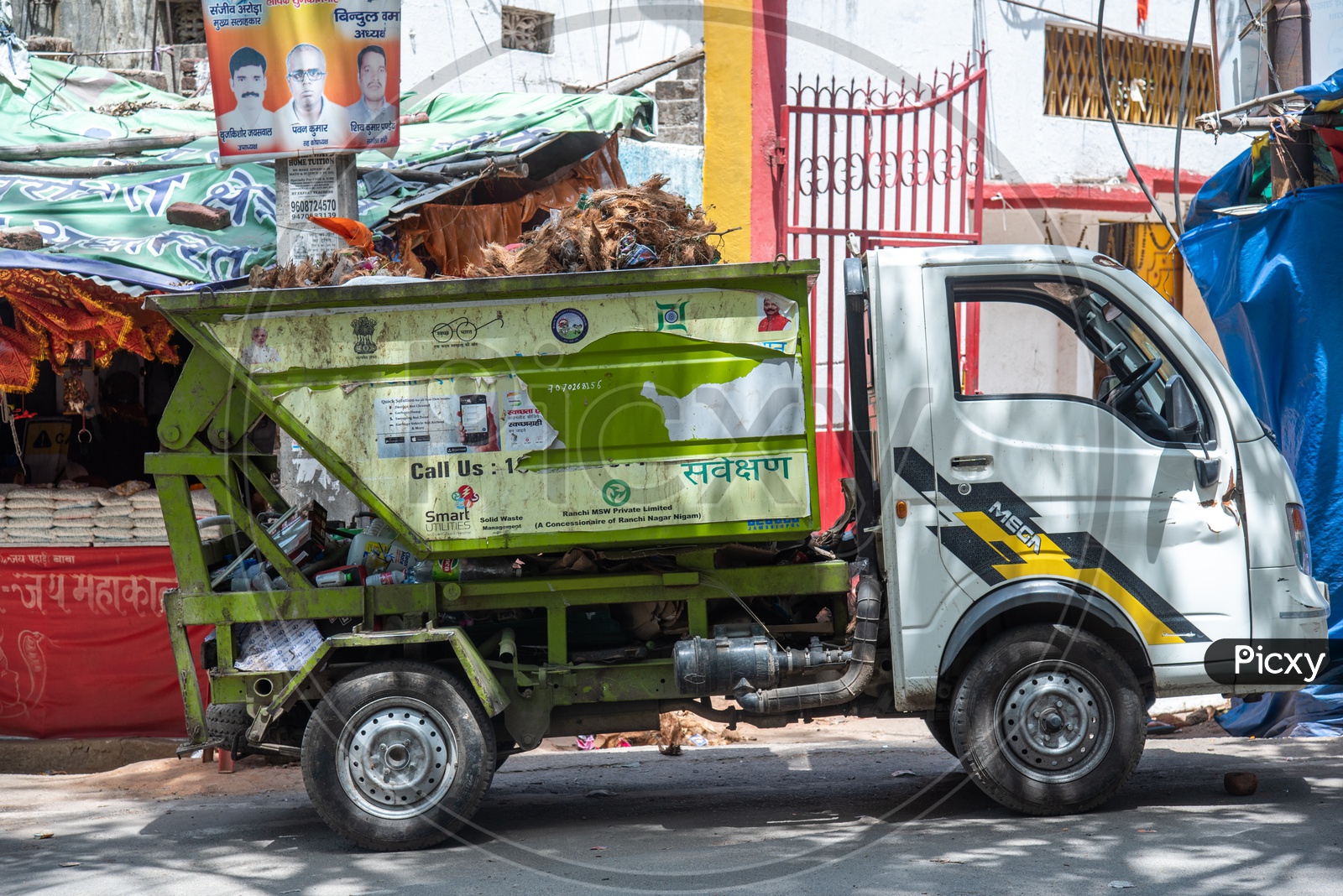 Garbage Collecting Vehicles or Swachh Bharath Vehicles in Ranchi City