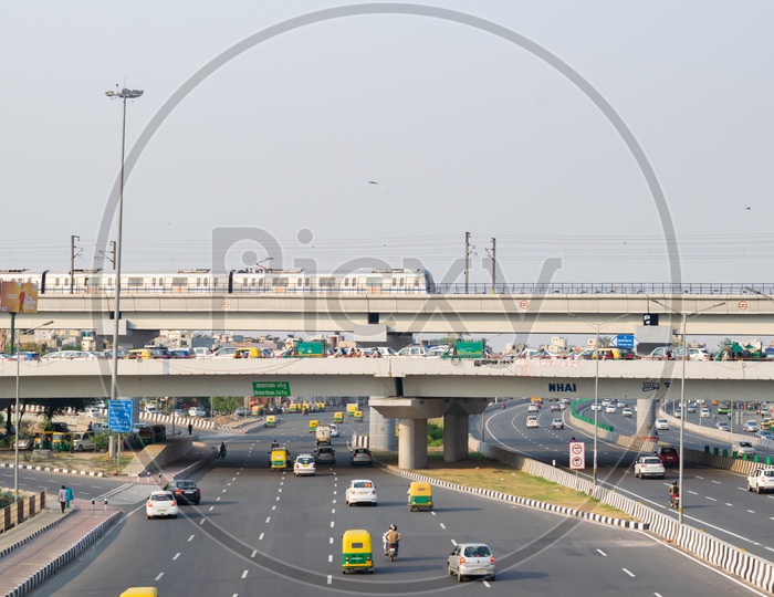 Akshardham Setu and Metro Flyover above Delhi-Meerut Expressway (NH-9), AH-2(Asian Highway-2)