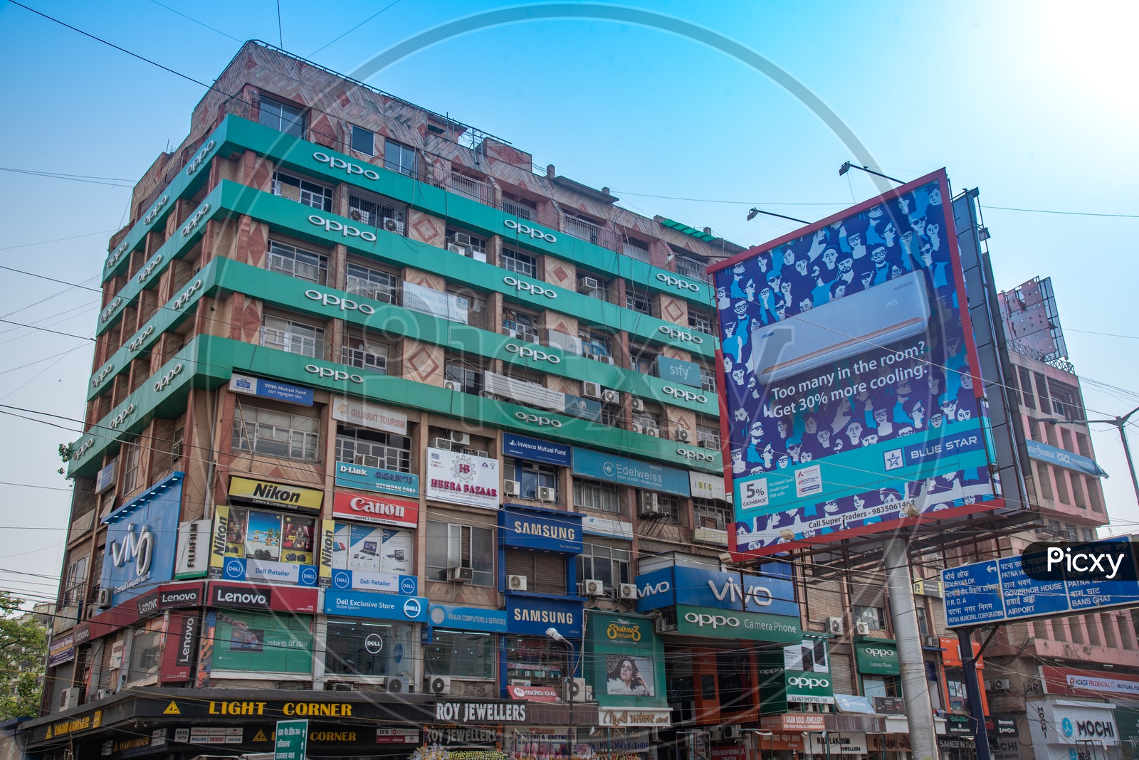 OPPO Branding On a Shopping Complex Building , Patna