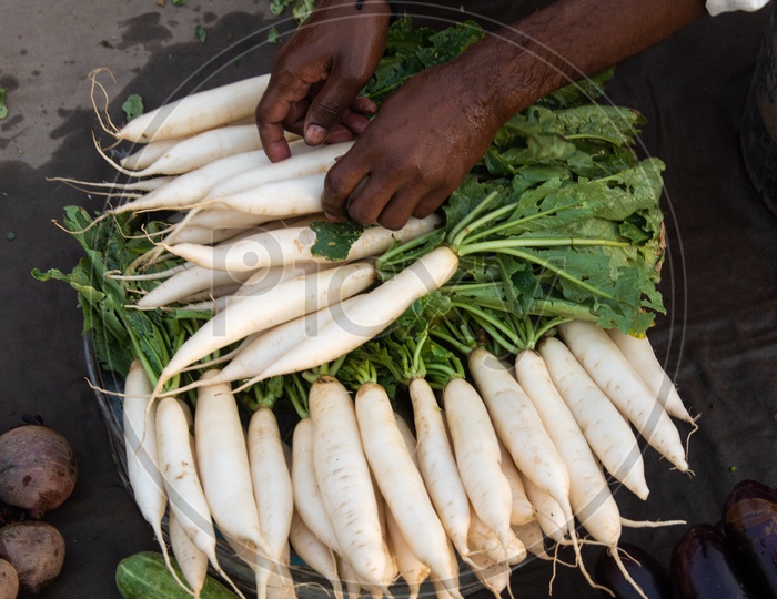 Fresh Radish  Selling On the Road Side  Vegetable Vendor Stall
