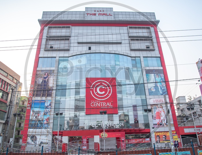 The Mall or Patna Central Mall Complex  Building  in patna City