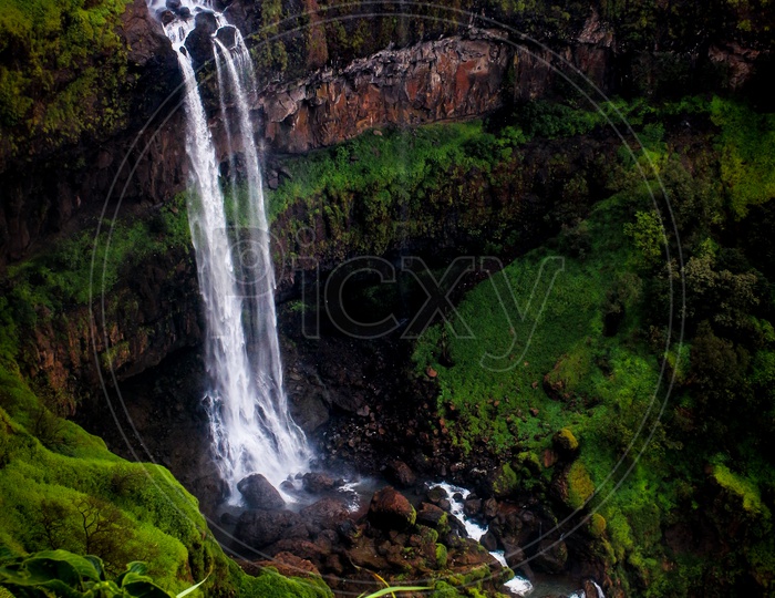 Lingmala Waterfall