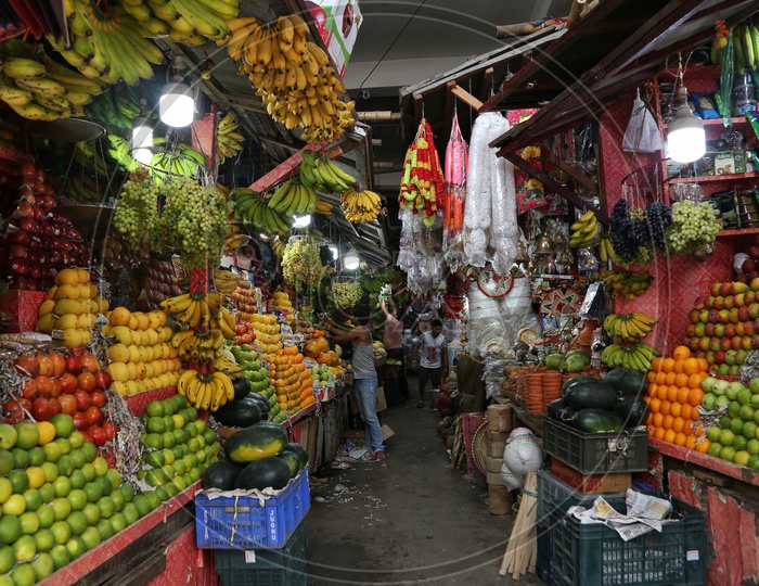 Ganeshguri  Fruit  Market in Guwahati