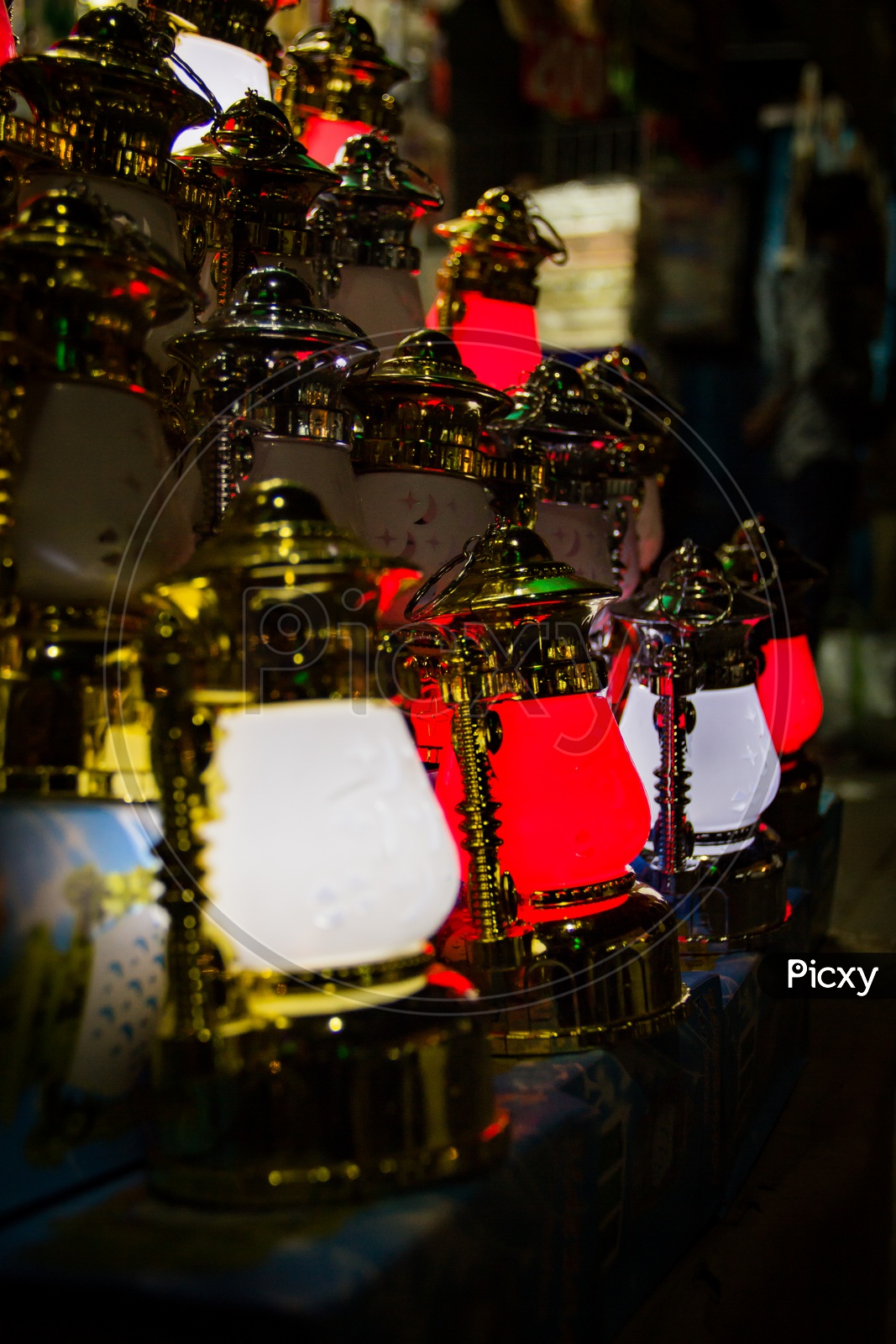 Lamps at Charminar