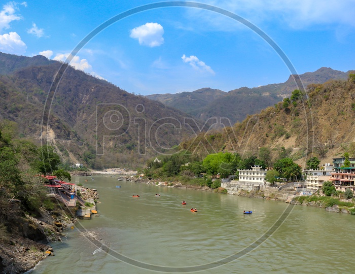 The Ganges and mountains in Rishikesh