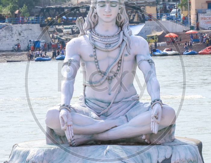 Lord Shiva statue in Rishikesh