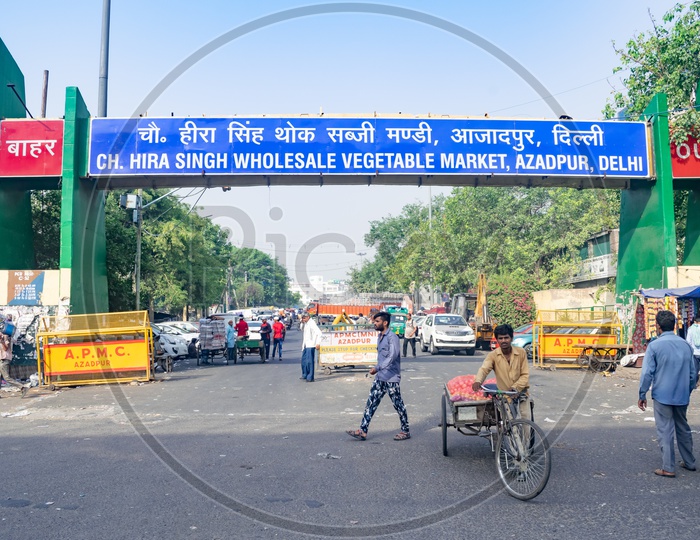 Ch. Hira Singh Wholesale Vegetable Market, New Sabzi Mandi, Azadpur, Delhi