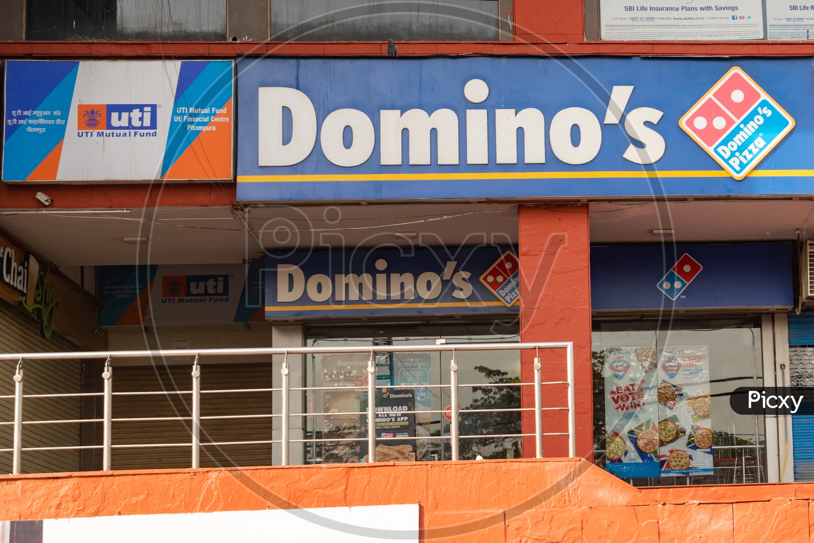 Domino's Pizza Outlet at Netaji Subhash Place, Pitampura, Delhi