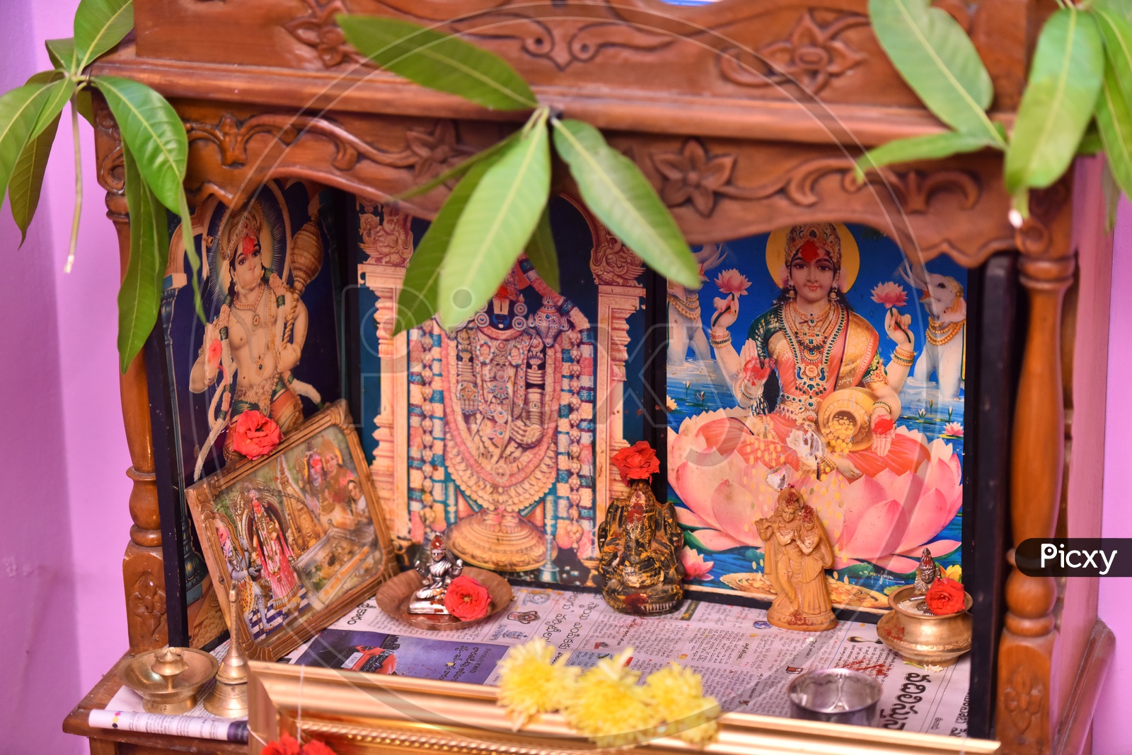 Image of Photo Frames Of Hindu Gods in Pooja RoomOT727594Picxy