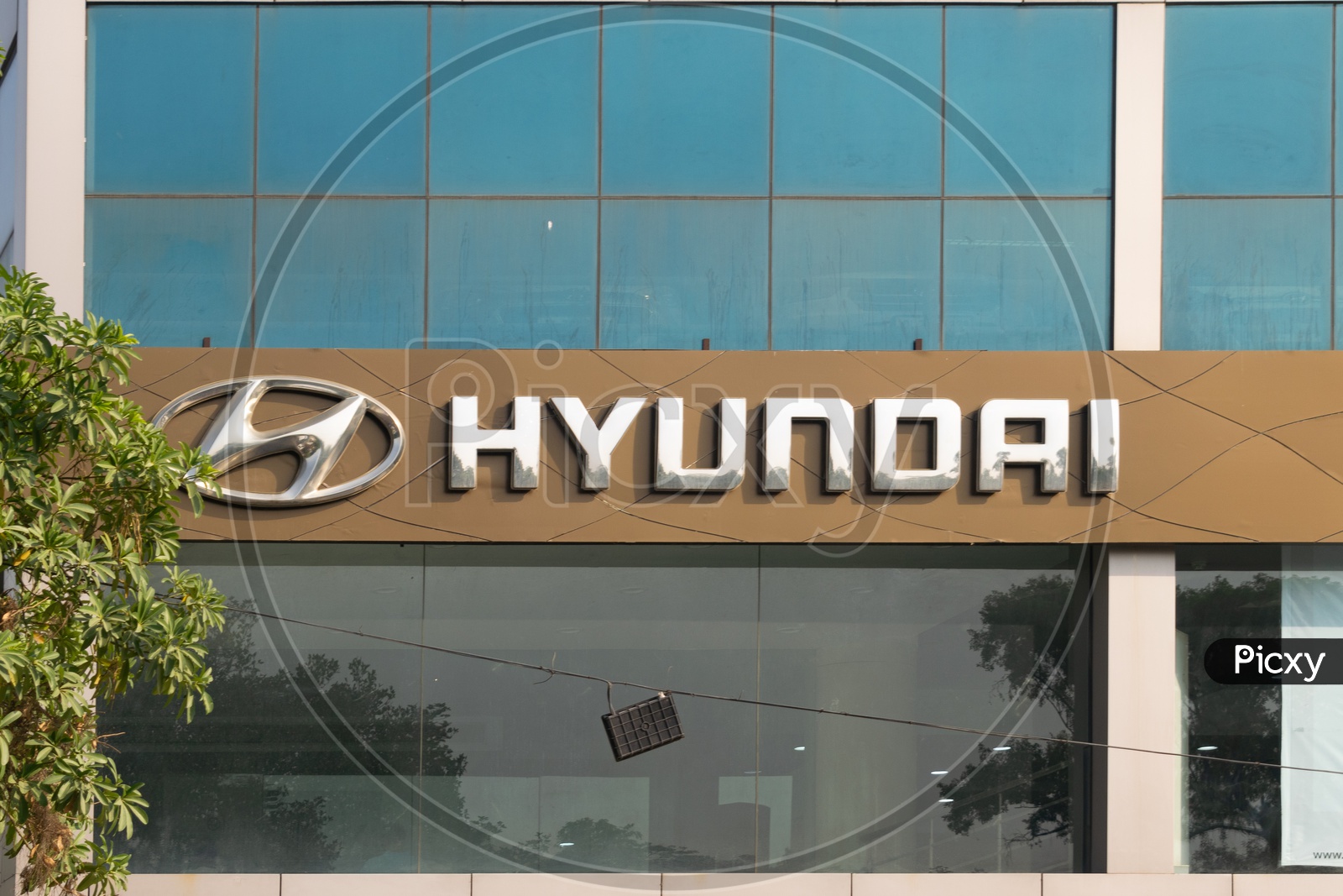 Hyundai Company's Showroom and Service Center, Delhi