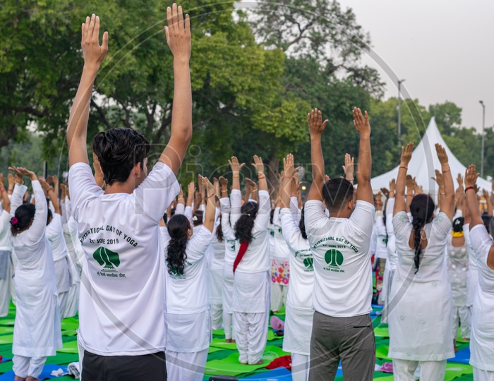 People doing Yoga at Rajpath, Delhi
