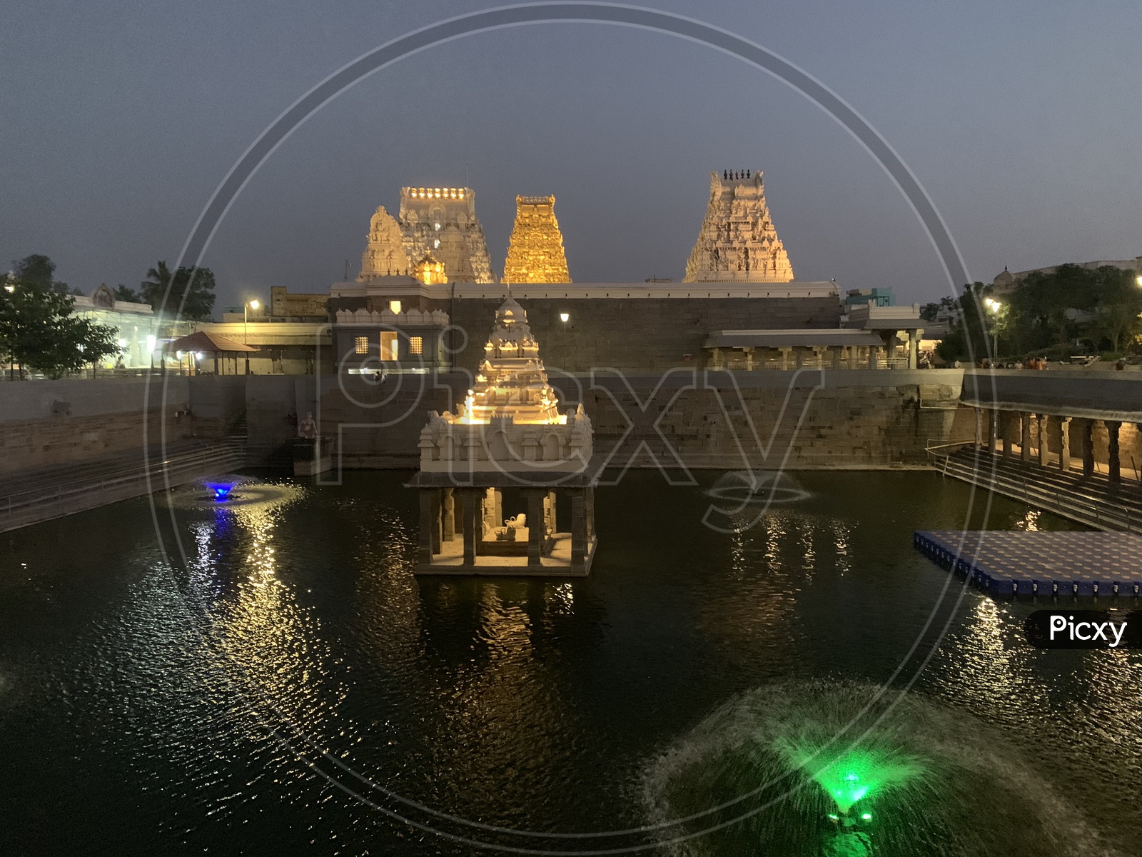 Kamakshi Amman Temple, Kanchipuram
