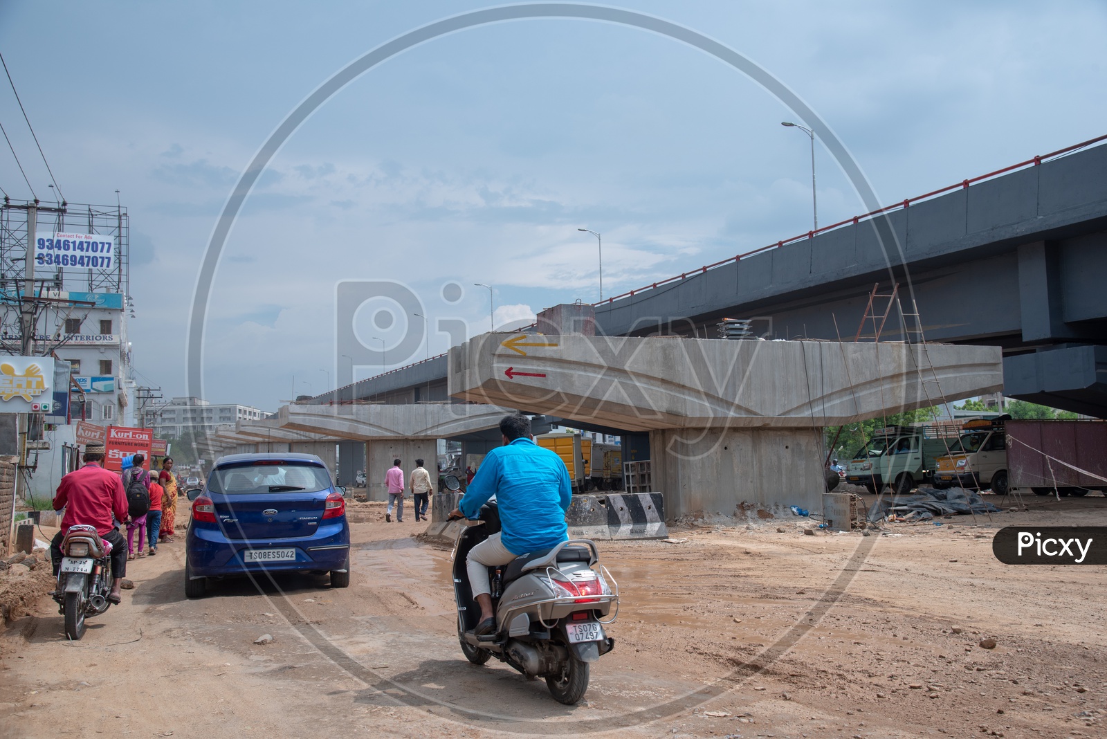 Under Construction Flyovers With   Pillars  On The Hyderabad Roads