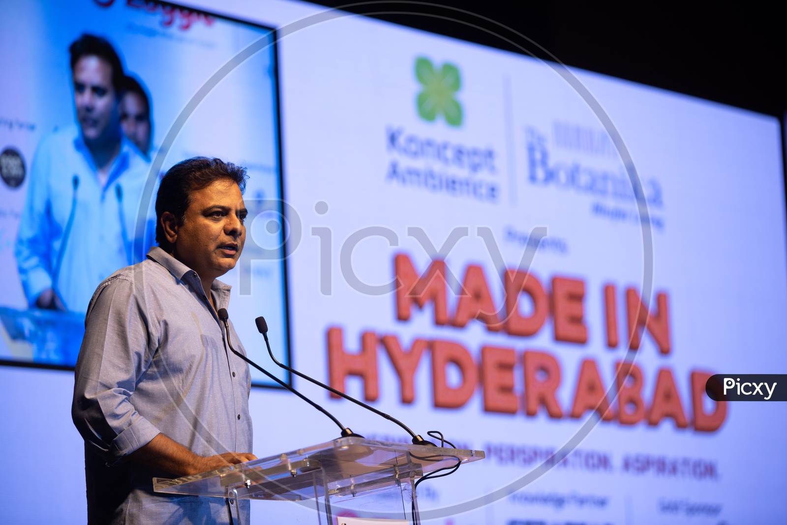 Kalvakuntla  Taraka Rama Rao  ( KTR ) Speaking On Dias At Made In Hyderabad Event