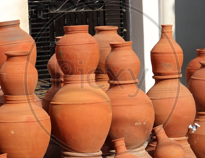 Pots Or Clay Pots Arranged in Order At a Vendor Stall