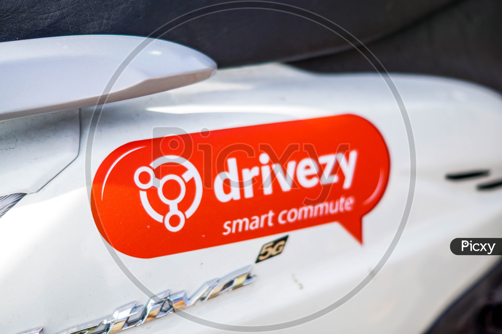 Drivezy logo