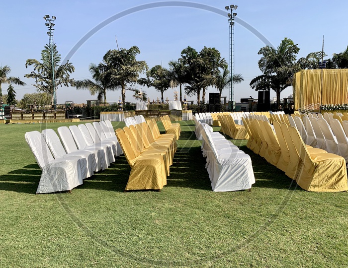 Empty chairs in a function