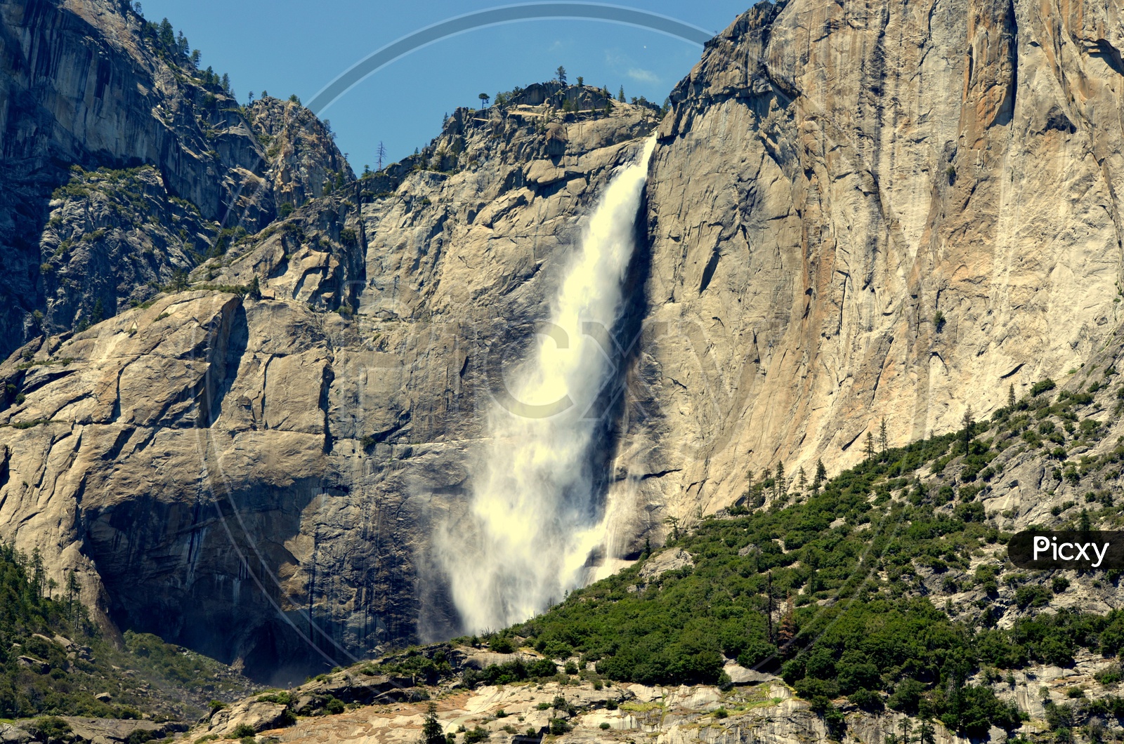 Yosemite Water Falls