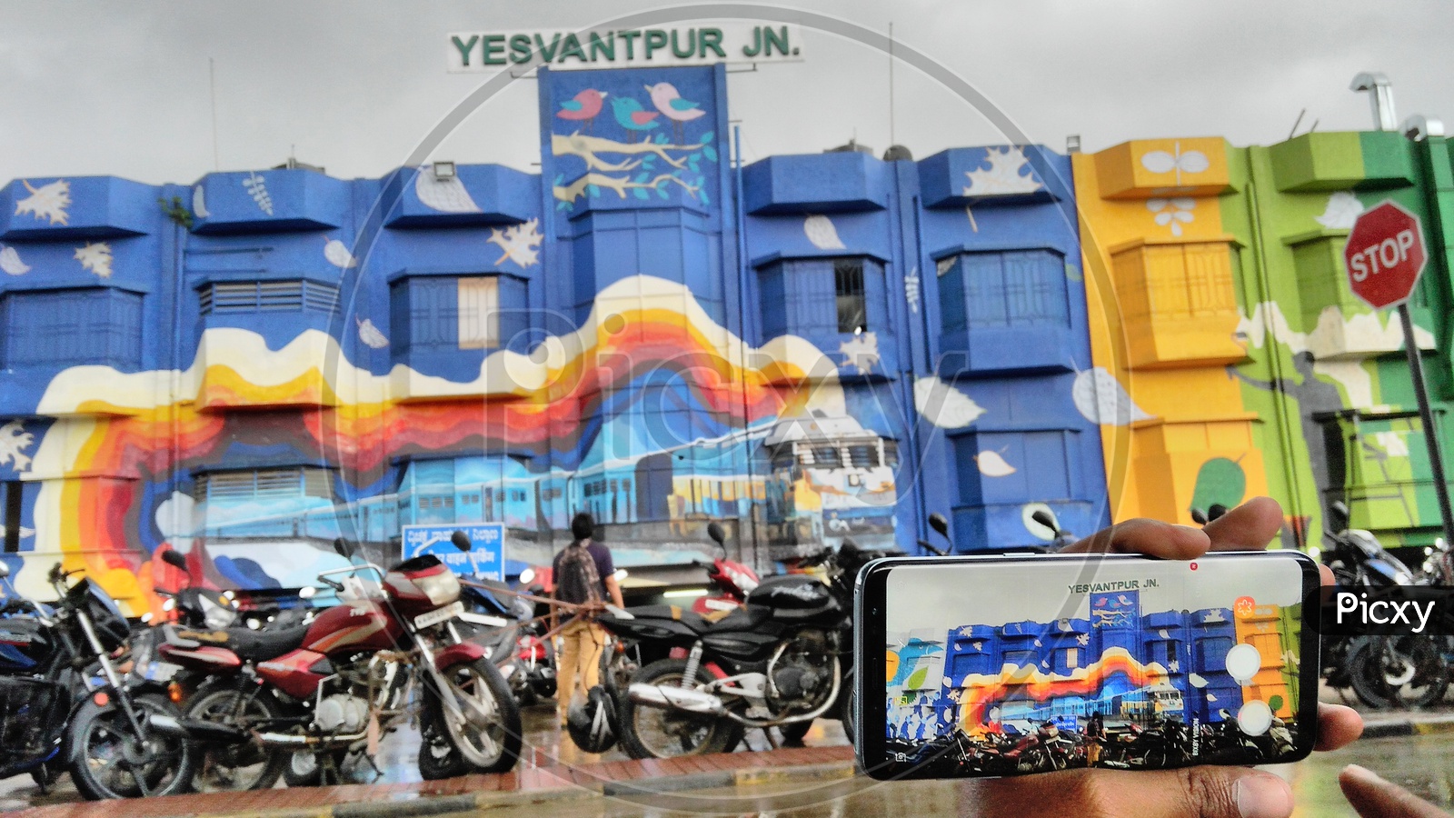 Beautiful train graffiti on yesvantpur railway station
