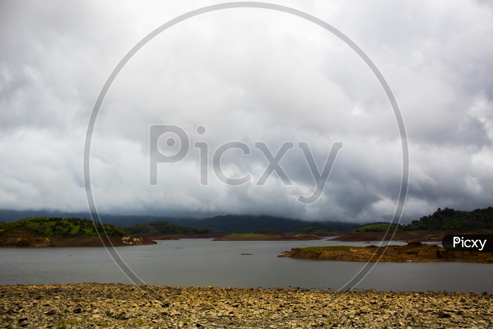 The beautiful lake view point in wayanad, Kerala