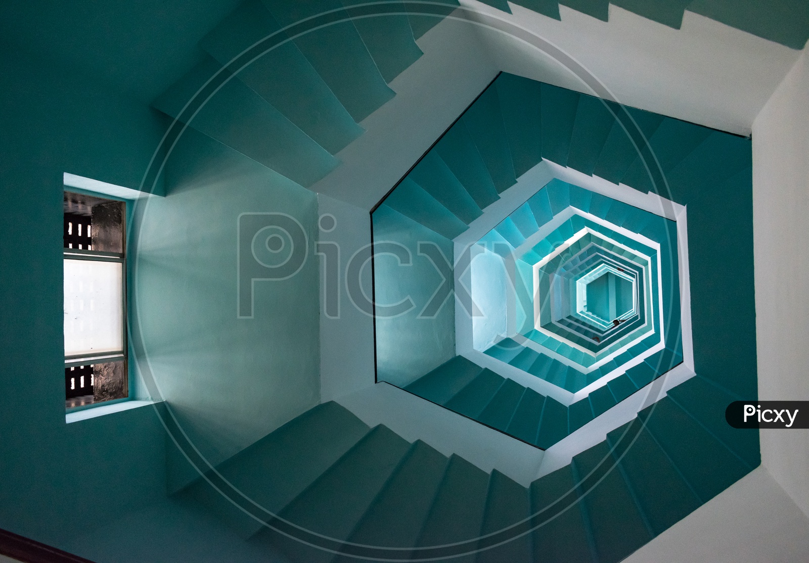 Architecture of Stair Case In Circular Symmetry  In an Building