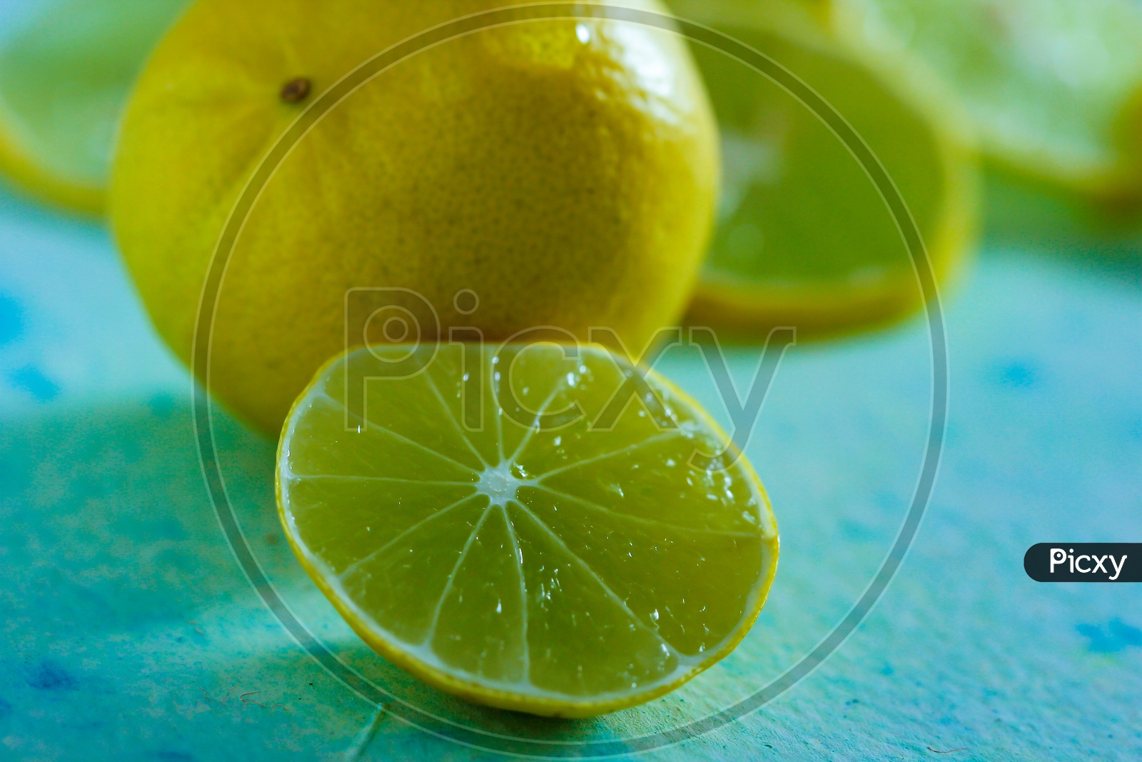 Lemon And Lemon Slices