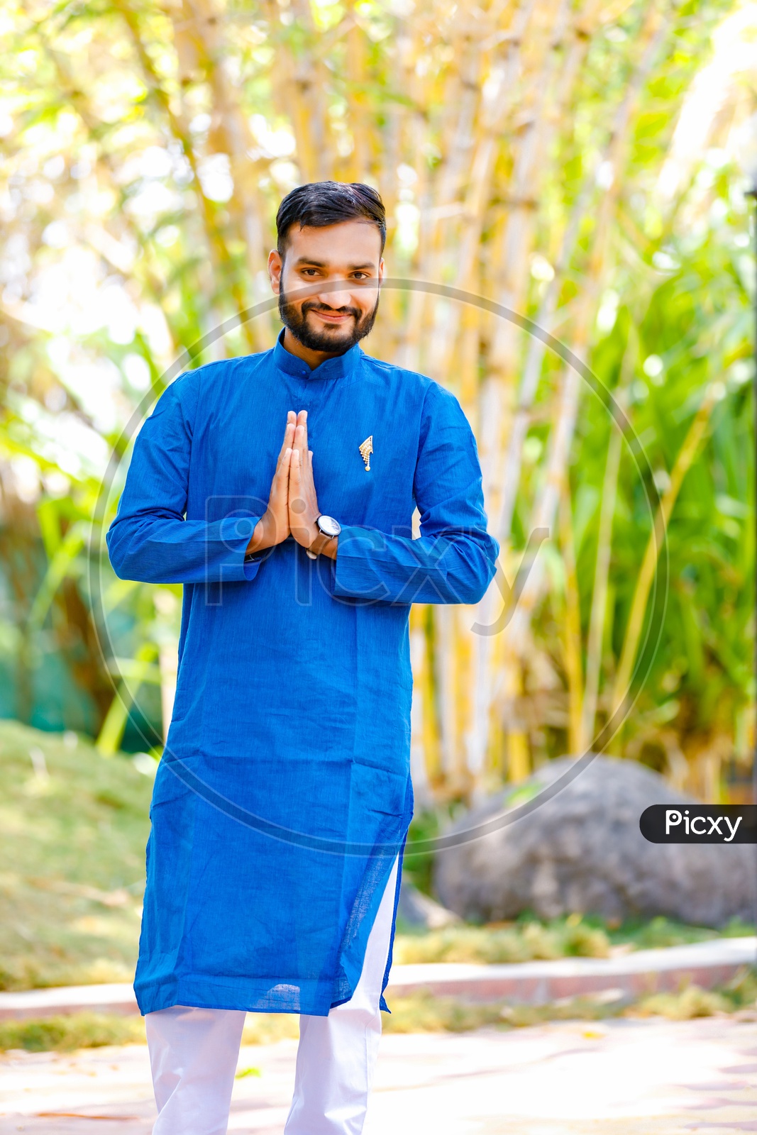 Image of Indian Man Wearing Traditional Wear With Namaste Gesture ...