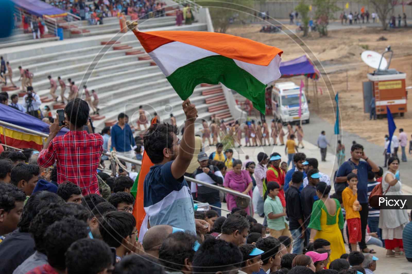 Visitors  Cheering With Indian National Flags at Visitors Gallery During  GSLV Mk III   M1   Chandrayaan 2 Launch In SHAR
