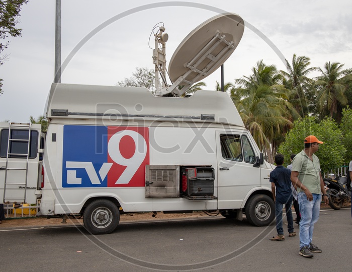 TV9  News Broadcasting Vehicle At SHAR For Chandrayaan Launch