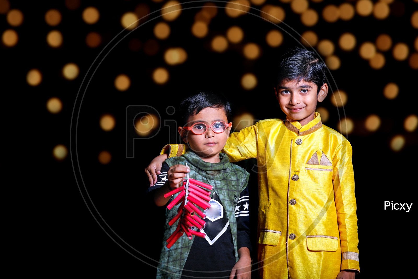 Buy Folk Culture Boys Velvet Maroon Sherwani set | Kids wedding dress boys  | Indo western dress for boys | Boys Sherwani For Wedding | Set of 2 (5-6  Years) at Amazon.in