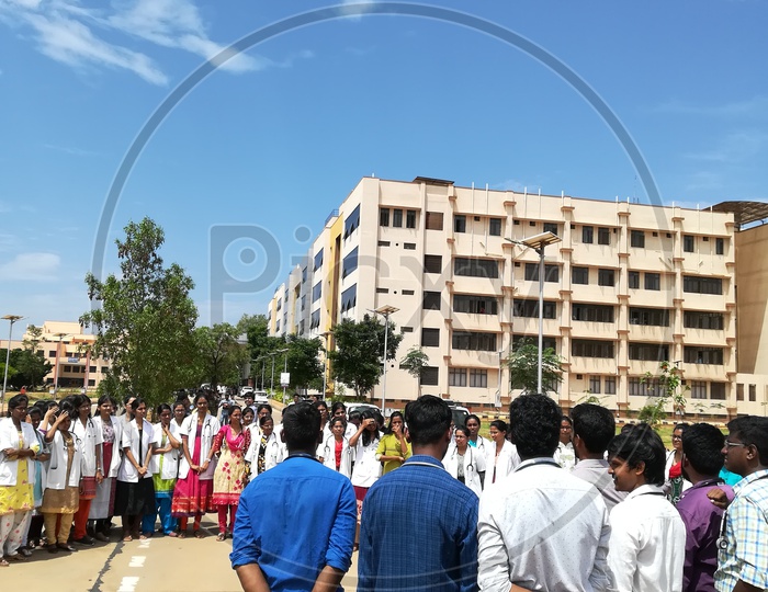 Junior Doctors  or Doctors Protest or Strike In Nellore Medical College