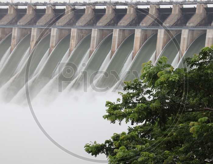 Nagarjuna Sagar Dam Gates opened Water Gushing Due To Heavy Floods